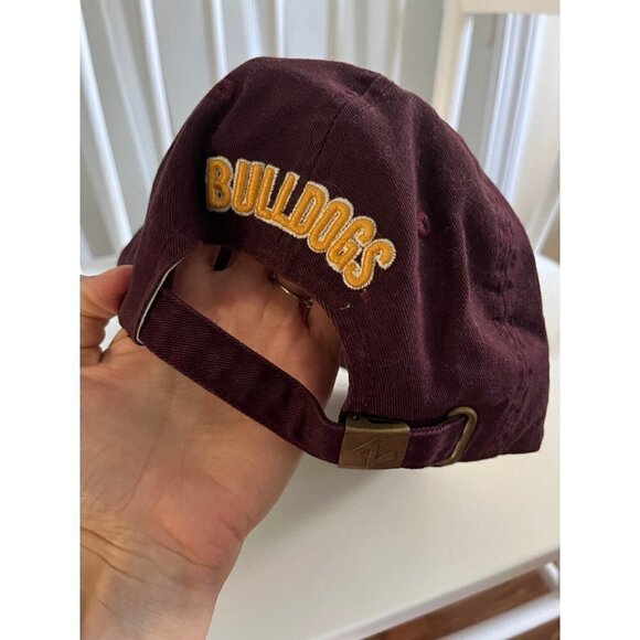 UMD Duluth Bulldogs Hat - Picture 2 of 3
